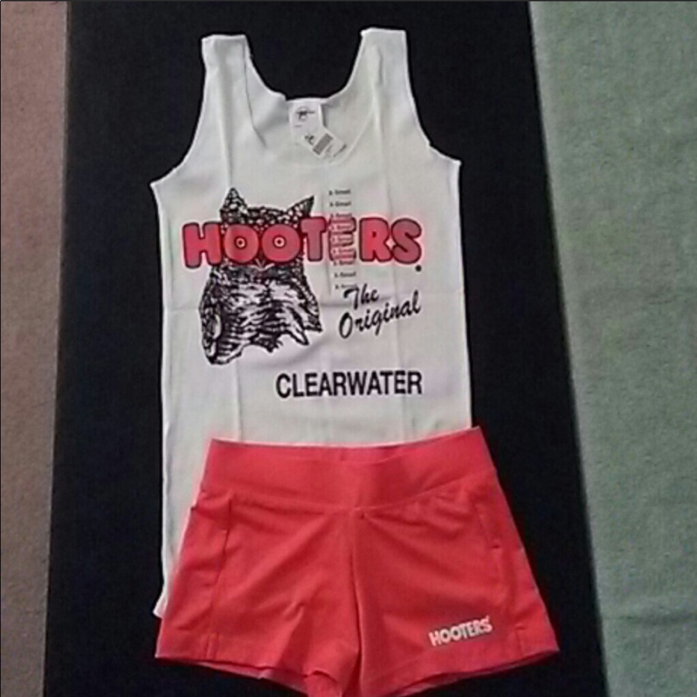 Hooters Uniform